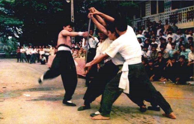 Chưởng môn Nam Huỳnh Đạo có chịu được những cú đấm của Từ Hiểu Đông?