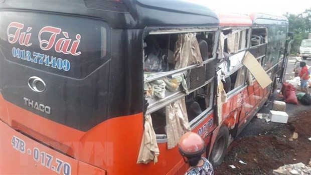 Gia Lai: Hai xe khách giường nằm tông nhau, bảy người bị thương