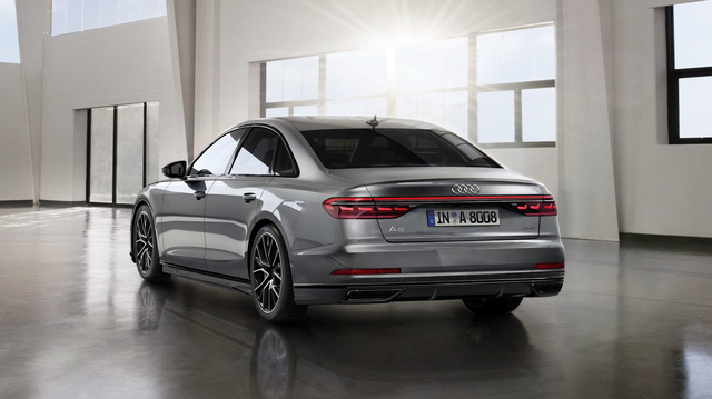 Audi A8 giương cờ đấu Mercedes Maybach S-Class Audi A8 giương cờ đấu Mercedes Maybach S-Class