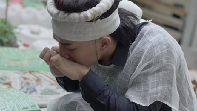 Em trai khác mẹ của Hoàng Thùy Linh: Cảnh ngáo đá, tôi ngốn của đoàn phim hơn 30 triệu đồng