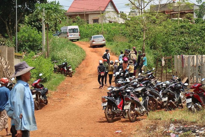 Hiện trường vụ 3 bà cháu bị sát hại, phi tang xác sau vườn ở Lâm Đồng