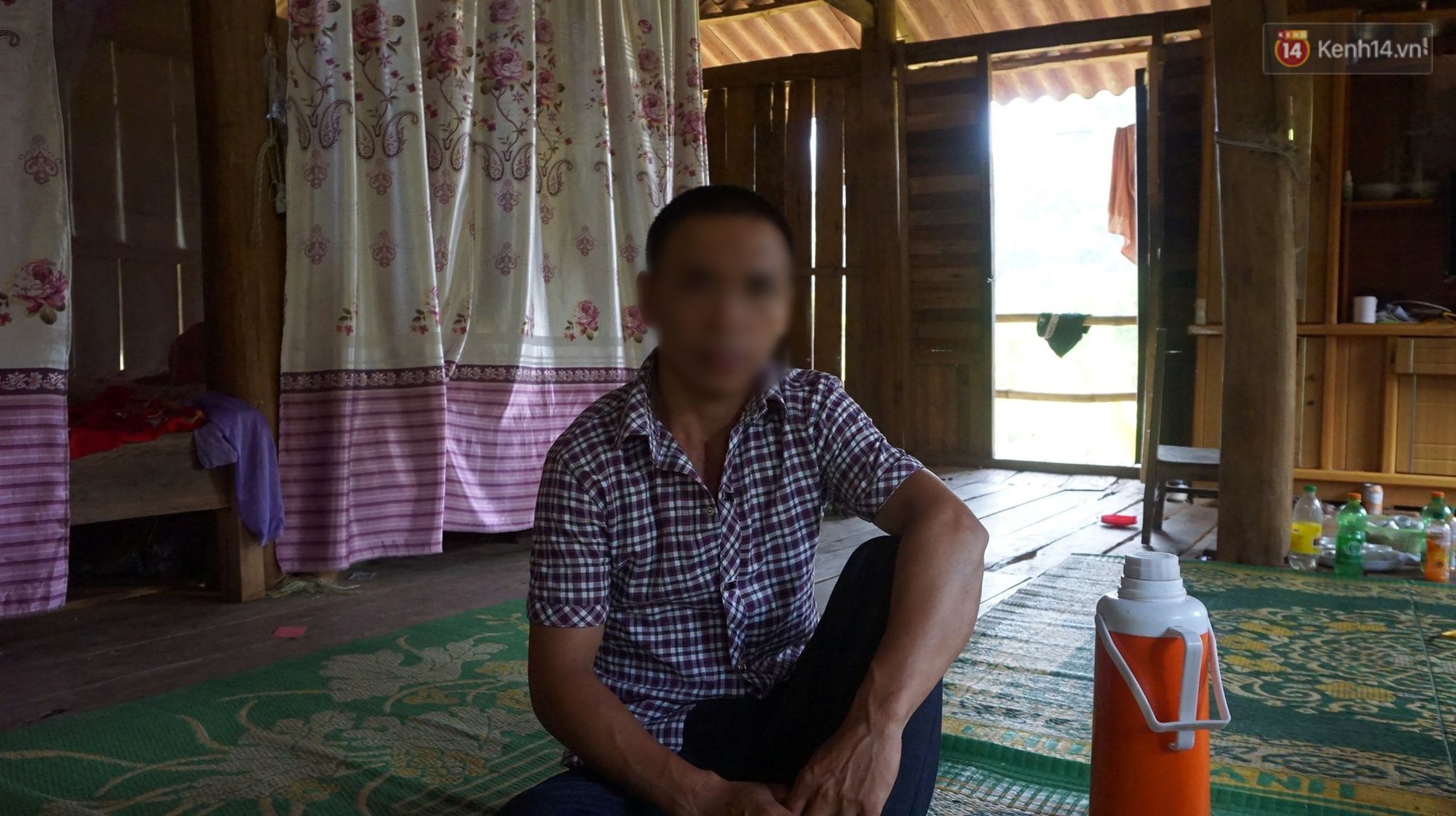 Bé gái 13 tuổi nghi bị KTV bệnh viện hiếp dâm không chịu ăn uống nói chuyện, liên tục khóc suốt nhiều ngày liền