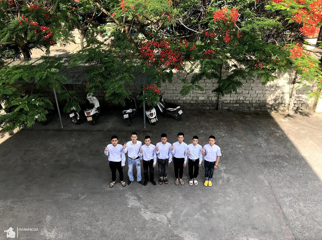 Bộ ảnh đơ có đẳng cấp, tạo dáng trăm kiểu như một trước khi ra trường của hội bạn thân nhận về bão like - 11 Bộ ảnh đơ có đẳng cấp, tạo dáng trăm kiểu như một trước khi ra trường của hội bạn thân nhận về bão like - 11