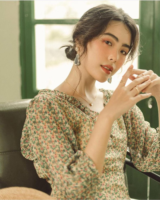 Gái xinh bỏ việc văn phòng làm mẫu ảnh kiếm tiền gấp 10 lần, tiết lộ cái tên được bố đặt vì muốn con sướng như Hoàng Hậu - 4 Gái xinh bỏ việc văn phòng làm mẫu ảnh kiếm tiền gấp 10 lần, tiết lộ cái tên được bố đặt vì muốn con sướng như Hoàng Hậu - 4