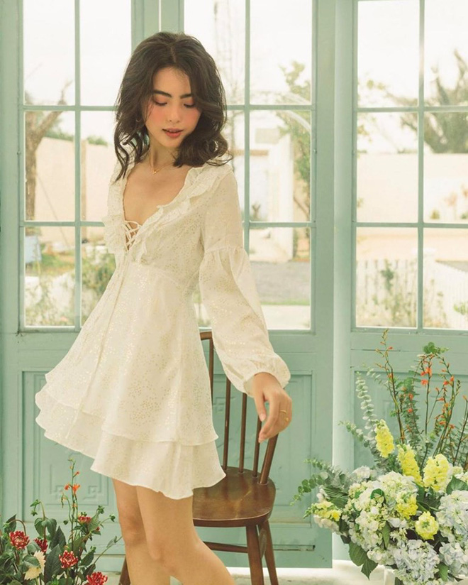 Gái xinh bỏ việc văn phòng làm mẫu ảnh kiếm tiền gấp 10 lần, tiết lộ cái tên được bố đặt vì muốn con sướng như Hoàng Hậu