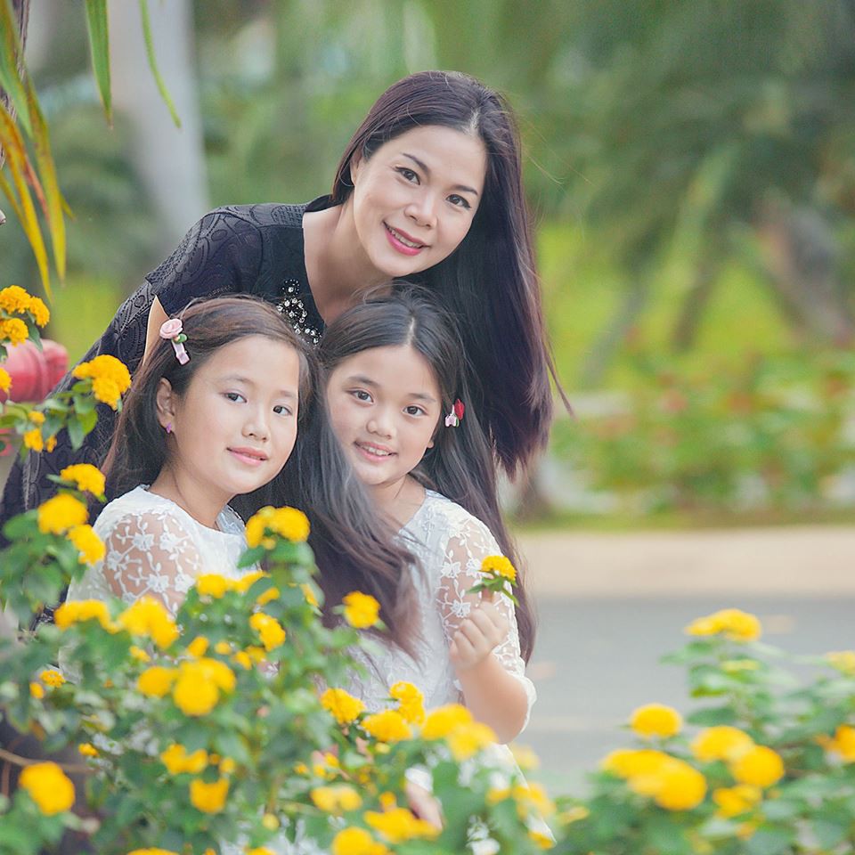 Cuộc sống viên mãn của ca sĩ Mỹ Lệ sau nhiều năm ở ẩn: Từ bỏ hào quang, sẵn sàng làm hậu phương vững chắc cho chồng