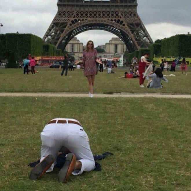 Những hình ảnh cho thấy phía sau một bức ảnh đẹp là hậu trường sống ảo cười ra nước mắt, đời cần gì hơn một anh nhiếp ảnh gia có tâm đến vậy