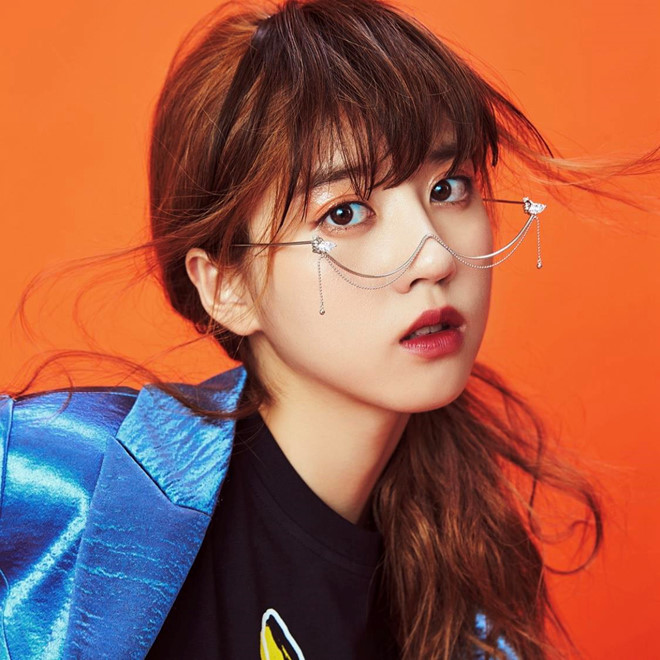 Hot girl Singapore thế hệ mới đa tài, nổi tiếng trong giới trẻ châu Á