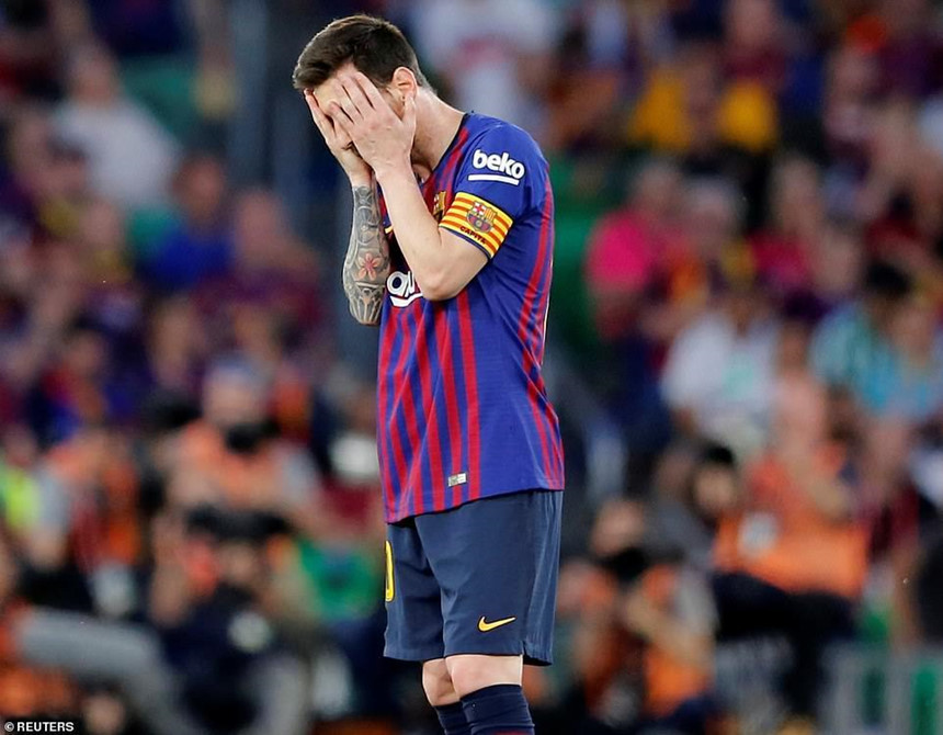 Barca thua Valencia - mặt trái của thiên tài Messi