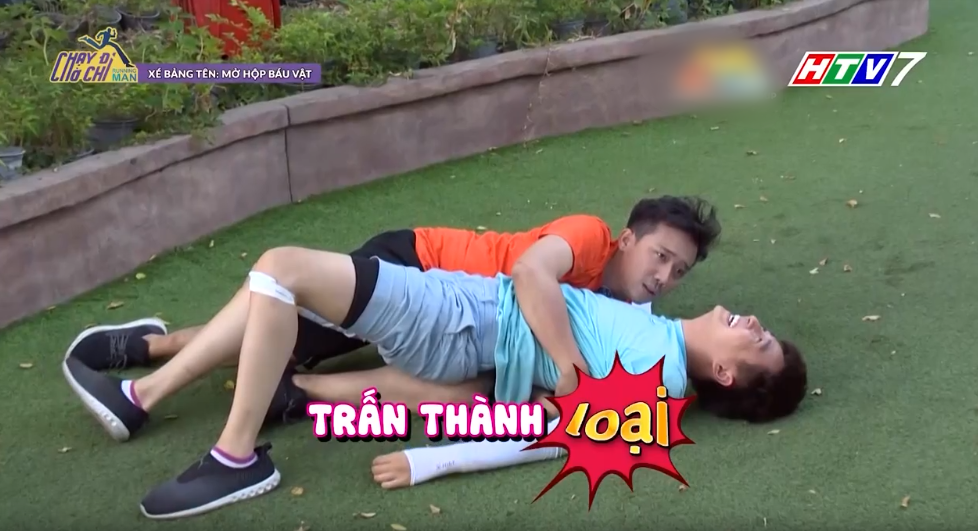 Running Man: Không thể tưởng tượng được cảnh Trấn Thành bơi đến... tụt quần, tỉnh bơ mặc lại nhưng lại là quần trái! - 11 Running Man: Không thể tưởng tượng được cảnh Trấn Thành bơi đến... tụt quần, tỉnh bơ mặc lại nhưng lại là quần trái! - 11