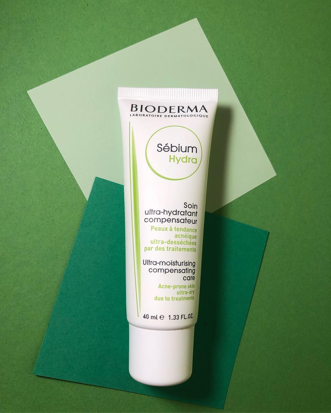 Mùa hè, chị em thường coi nhẹ bước skincare này nhưng ngờ đâu càng khiến da bóng dầu, nổi mụn và nhanh lão hóa