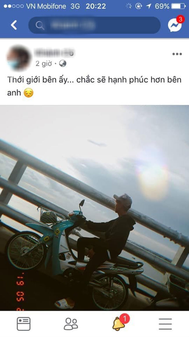 Thanh niên chụp ảnh đứng trên cầu cùng dòng chia sẻ ẩn ý rồi lao thẳng vào làn ô tô gây tai nạn