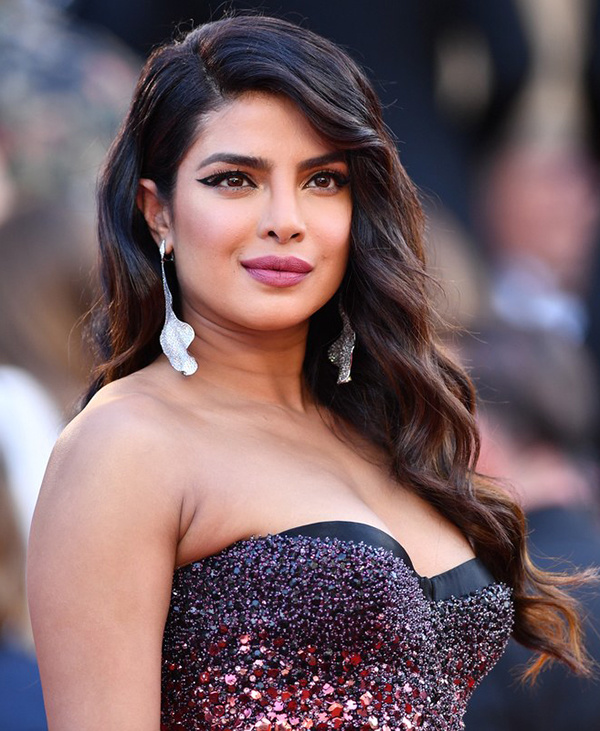 Sao có phong cách làm đẹp ấn tượng ở Cannes 2019