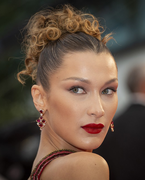 Sao có phong cách làm đẹp ấn tượng ở Cannes 2019