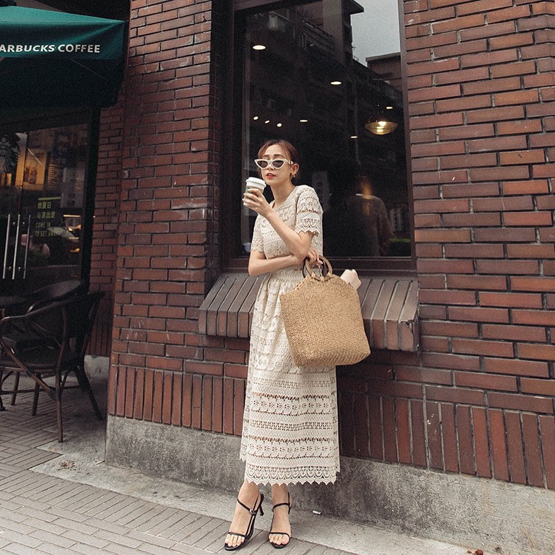 Nàng nào diện váy cũng rất xinh nhưng nếu áp dụng 4 tips sau, vẻ ngoài sẽ càng thêm thanh mảnh và hút mắt