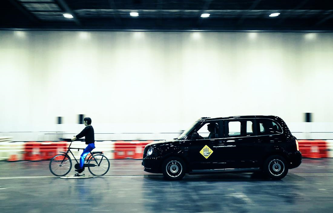 Phanh khẩn cấp tự động dần bắt buộc trên thế giới, bị lãng quên ở VN