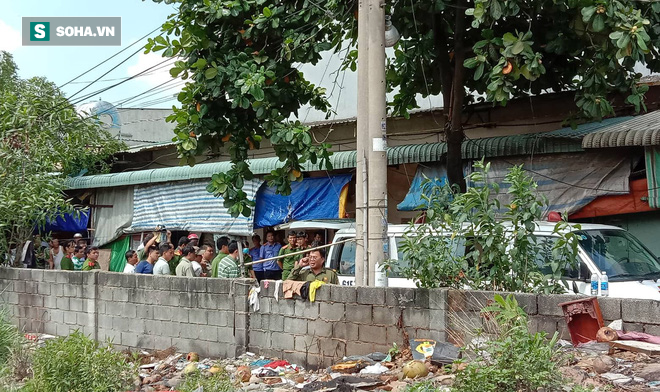 (Ảnh) Công an chia nhiều hướng bảo vệ hiện trường nghi án chồng giết vợ mang thai và con nhỏ