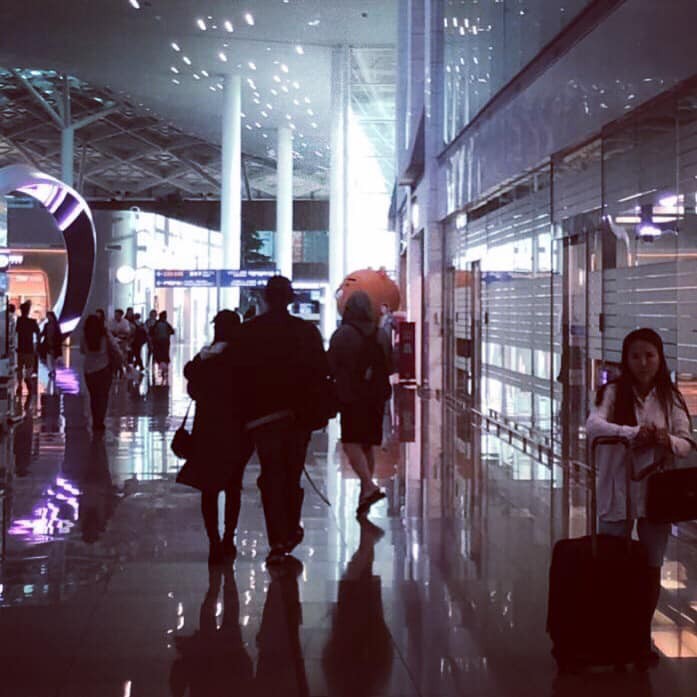 Bà bầu 4 tháng Kim Tae Hee lần đầu xuất hiện cùng ông xã, hành động của Bi Rain khiến ai cũng phải khen ngợi Bà bầu 4 tháng Kim Tae Hee lần đầu xuất hiện cùng ông xã, hành động của Bi Rain khiến ai cũng phải khen ngợi