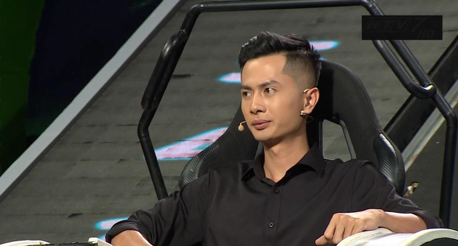 Bị Trường Giang đá xéo chuyện tình cảm trên sóng truyền hình, Huỳnh Phương FapTv chính thức lên tiếng