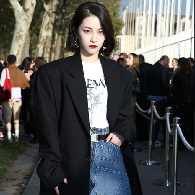 3 hot girl quyến rũ, nổi tiếng bởi biểu cảm lạnh lùng