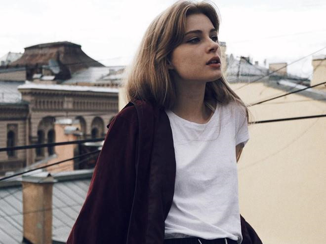 3 hot girl quyến rũ, nổi tiếng bởi biểu cảm lạnh lùng