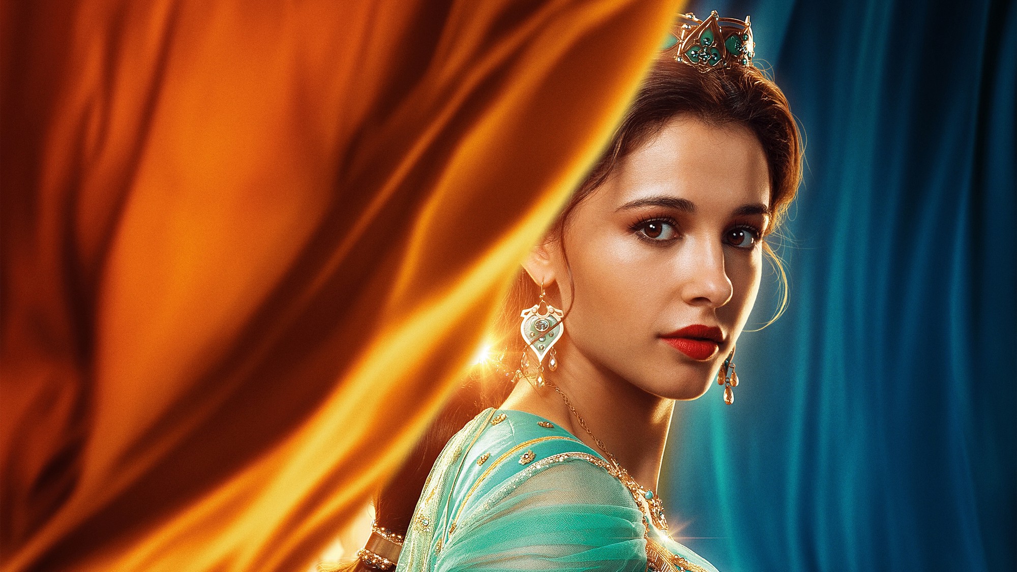 Nàng Jasmine - Naomi Scott của Aladdin 2019 khiến fan rụng tim vì cư xử như công chúa ngoài đời thực Nàng Jasmine - Naomi Scott của Aladdin 2019 khiến fan rụng tim vì cư xử như công chúa ngoài đời thực