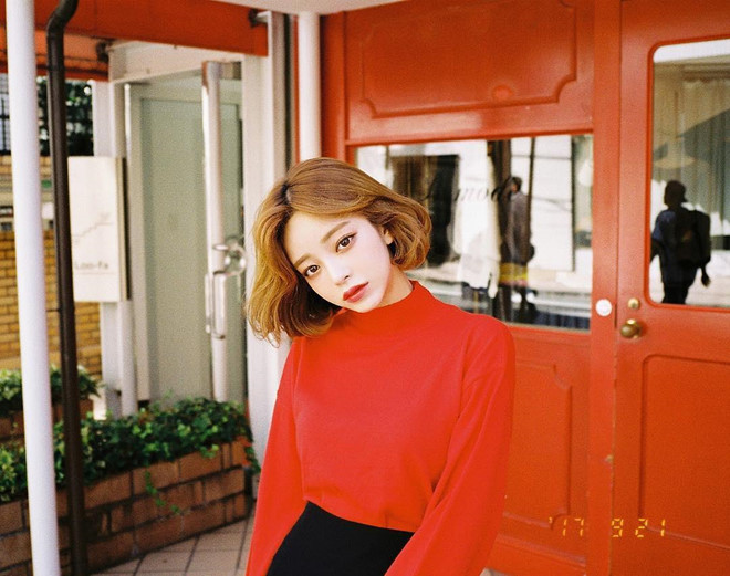 Hot girl Hàn nổi tiếng với gương mặt ngây thơ, thân hình nóng bỏng