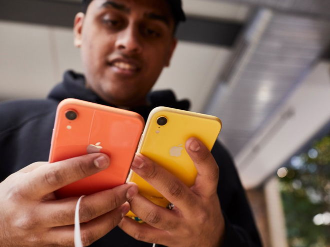 iPhone và Galaxy S đắt tiền, nhưng... xứng đáng