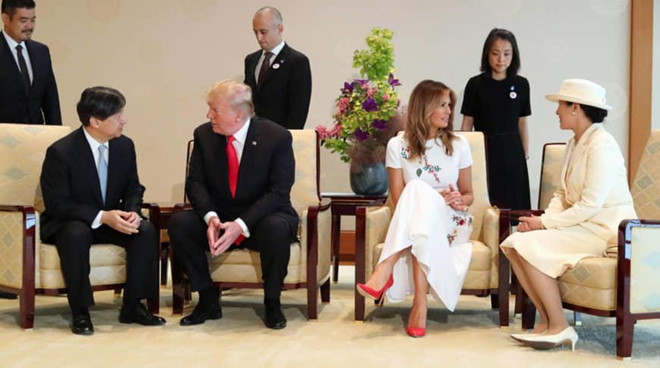 Nhật hoàng Naruhito dùng tiếng Anh đón tiếp TT Trump