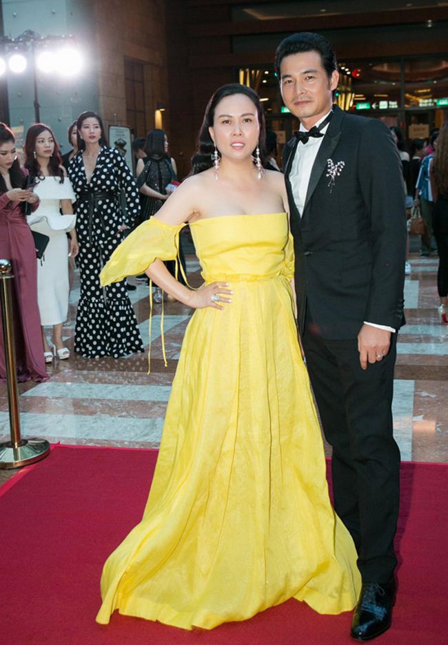 Phượng Chanel: Là tình nhân hay tình địch của Chanel và vô vàn các thể loại hàng hiệu khác?