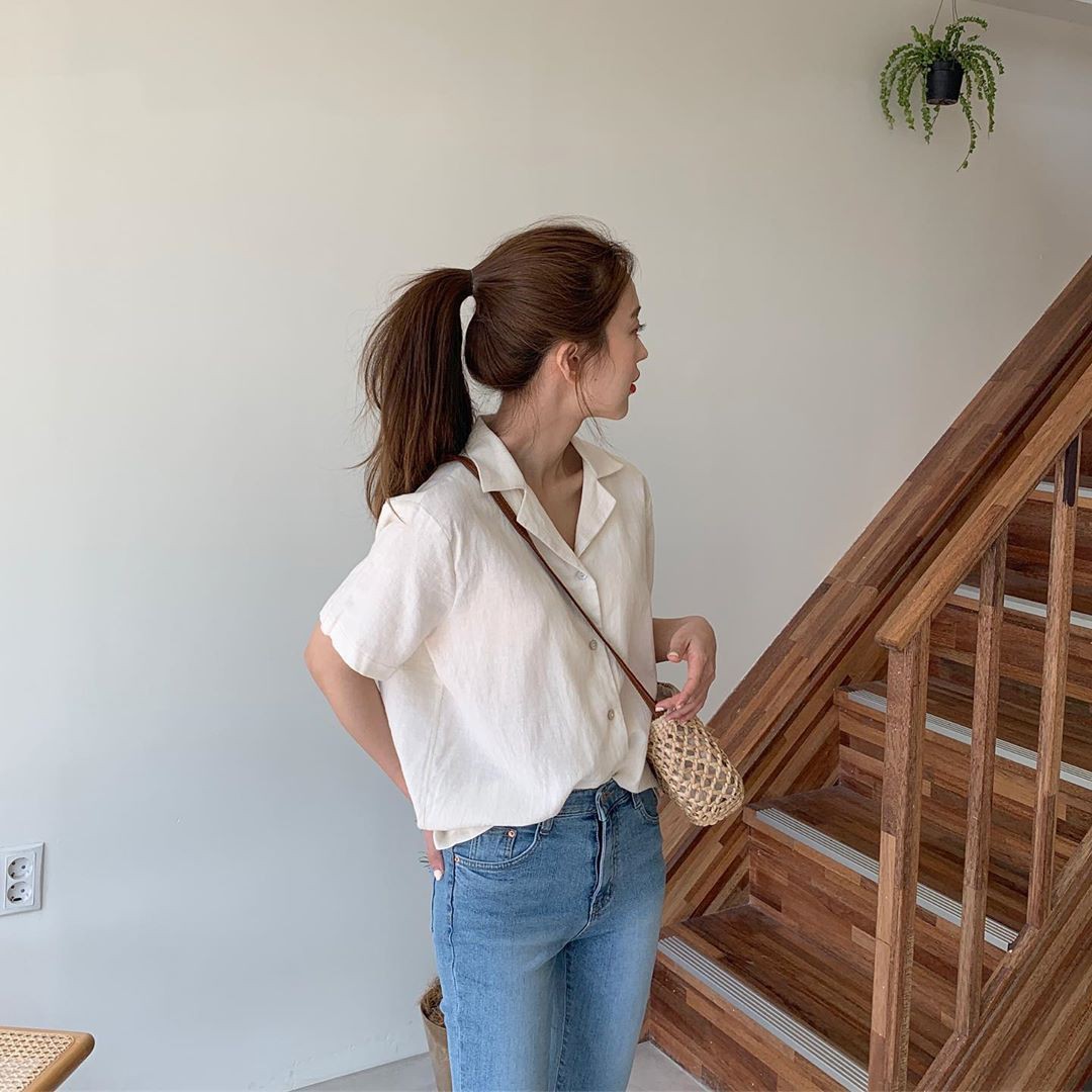 Chị em hãy ghim ngay 5 kiểu áo xinh xắn và mát rượi này để chấp hết mọi đợt nắng nóng kinh hoàng