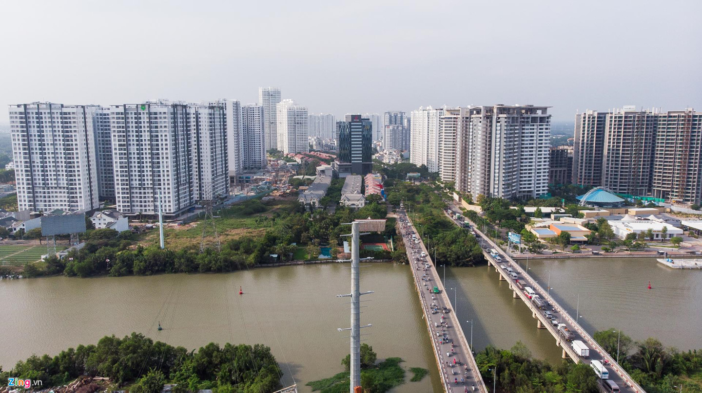 Hai trục đường khốn khổ vì kẹt xe ở quận 7, TP.HCM