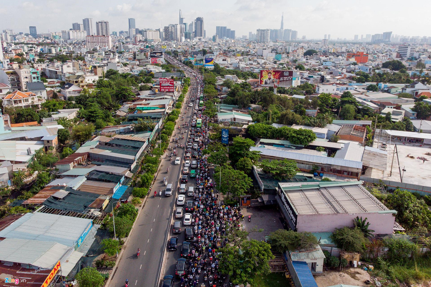 Hai trục đường khốn khổ vì kẹt xe ở quận 7, TP.HCM