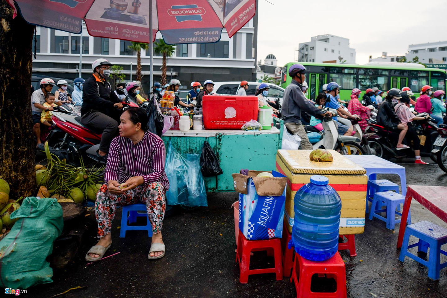 Hai trục đường khốn khổ vì kẹt xe ở quận 7, TP.HCM