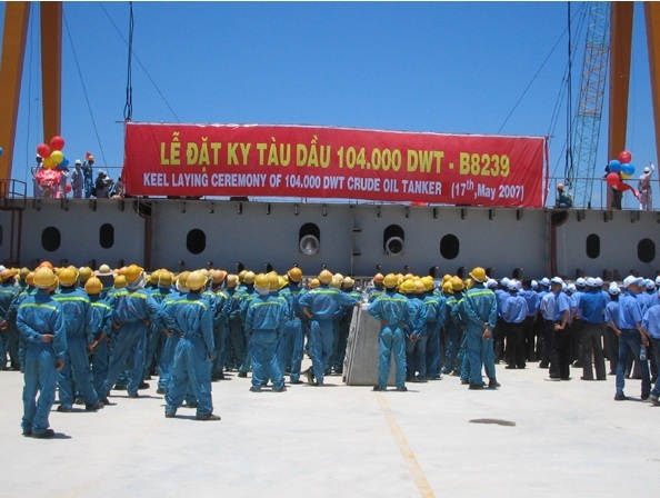 Dự án 4.000 tỷ đắp chiếu 15 năm của Vinashin: Bỏ thì mất vốn, vương càng mất vốn