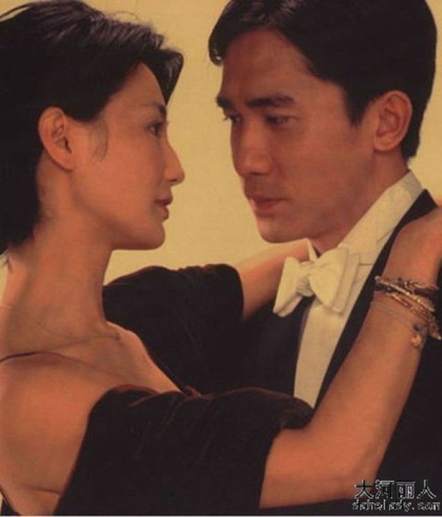 Mỹ nhân khuynh đảo Hong Kong phải sống cô độc, túng thiếu, mua đồ giảm giá vỉa hè?