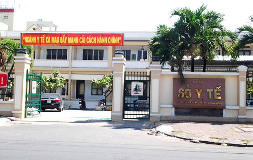 31 bác sĩ ở Cà Mau thôi việc tại bệnh viện công