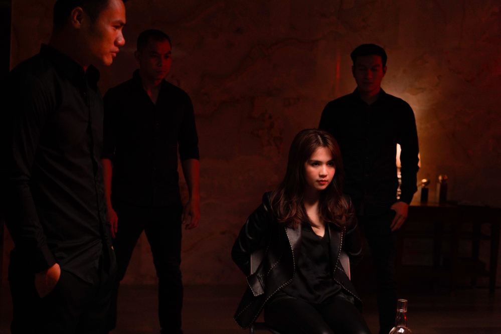 Hậu ồn ào Cannes, Ngọc Trinh tung teaser phim mới bị tát sấp mặt