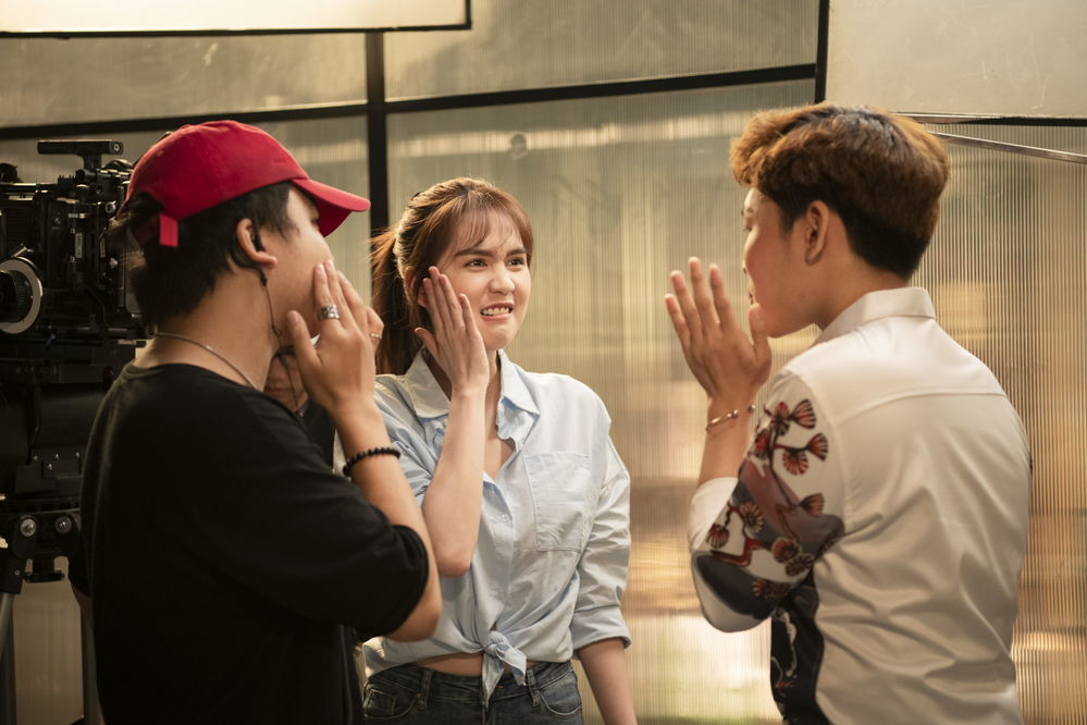 Hậu ồn ào Cannes, Ngọc Trinh tung teaser phim mới bị tát sấp mặt