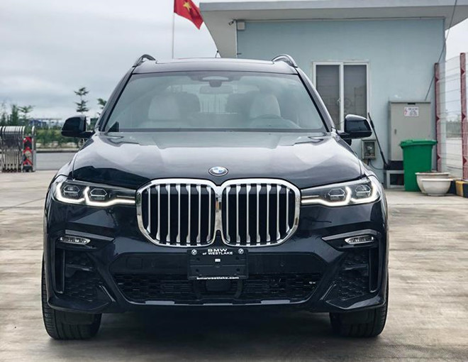 BMW X7 đầu tiên cập bến VN, nhập khẩu tư nhân, giá khoảng 7 tỷ đồng