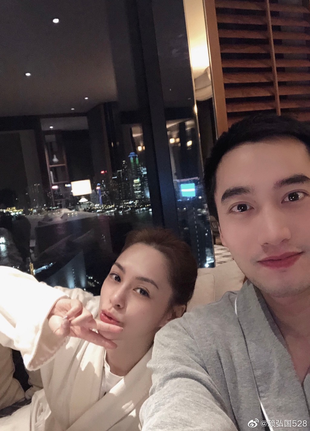 Chung Hân Đồng tổ chức sinh nhật cho chồng giữa loạt tin đồn đã ly thân