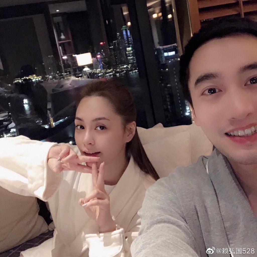 Chung Hân Đồng tổ chức sinh nhật cho chồng giữa loạt tin đồn đã ly thân Chung Hân Đồng tổ chức sinh nhật cho chồng giữa loạt tin đồn đã ly thân