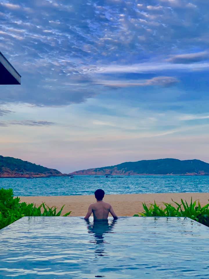 Mặc Bảo Anh ra sức phủ nhận, Hồ Quang Hiếu vẫn liên tục tung bằng chứng chứng minh hai người đang ở cùng nhau