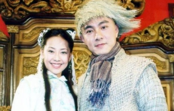 Trước khi cưới Trương Tây và trở thành ông chồng quốc dân triệu người ngưỡng mộ, Trương Vệ Kiện từng ngoại tình trong lúc cãi nhau với vợ sắp cưới?