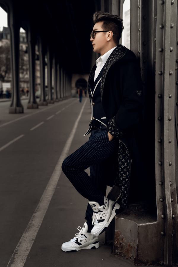 Bí ẩn chuyện Mr Đàm giấu 2 bên gia đình, tự cưới và đã trao chiếc nhẫn đẹp nhất cuộc đời cho 1 người