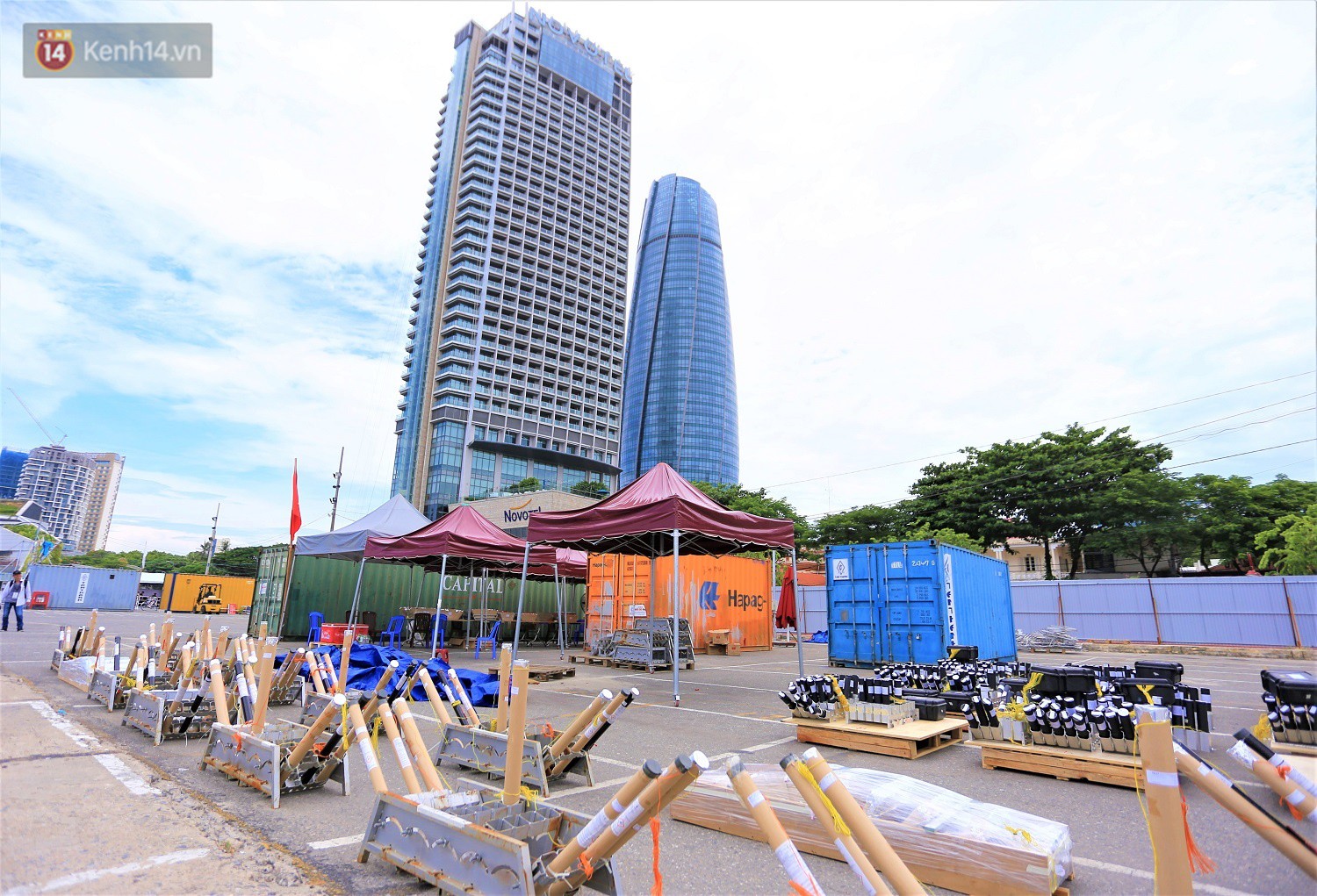 Ảnh: Xâm nhập trận địa pháo hoa khủng trước giờ khai hỏa DIFF 2019 ở Đà Nẵng