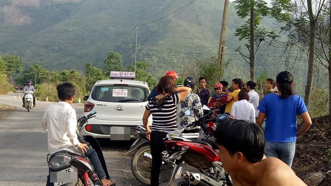 Người phụ nữ chuyển dạ trên xe taxi, nam tài xế bỗng thành người đỡ đẻ