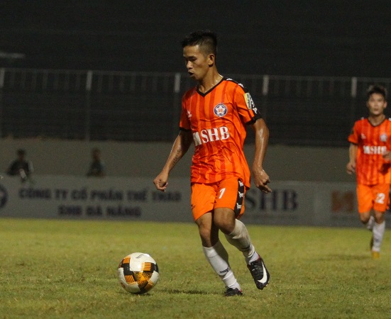 Đức Chinh và Đỗ Merlo lập công, SHB Đà Nẵng thắng thuyết phục đội đầu bảng TP.HCM