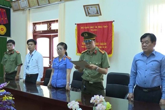 Vụ gian lận điểm thi gây chấn động: Giám đốc Sở GD-ĐT tỉnh Sơn La có vô can?