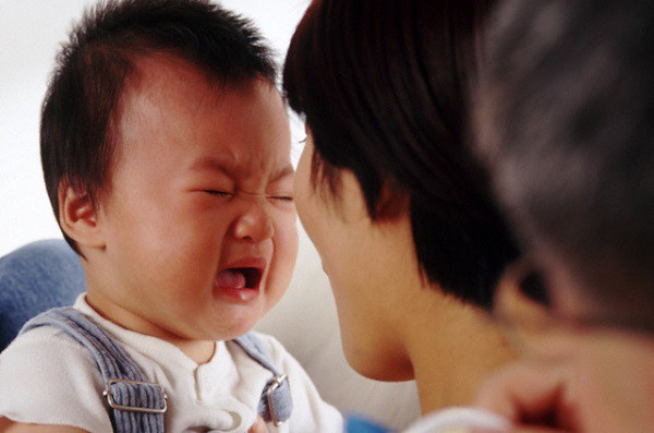 Tưởng bở lấy được vợ đẹp, con nhà giàu, ngờ đâu đến khi con 2 tuổi, bí mật chấn động của vợ mới lộ ra